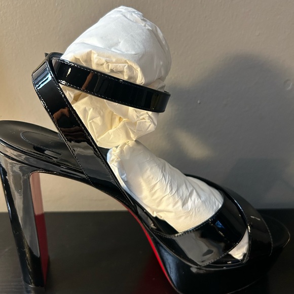 Black patent leather sandals Christian Louboutin. Supramariza - Picture 6 of 9